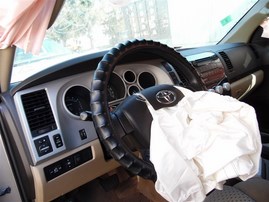 2007 Toyota Tundra SR5 Gold Crew Cab 5.7L AT 2WD #Z23176
